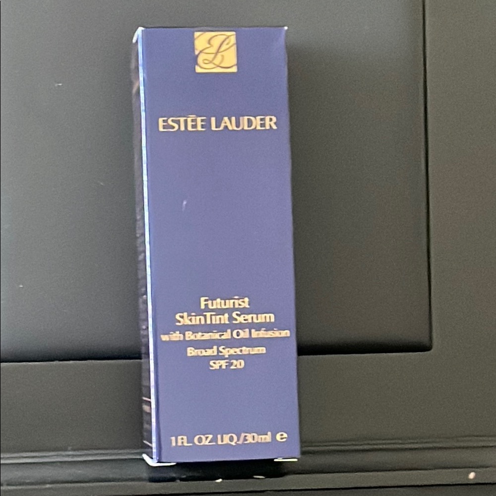 Estee Lauder Futurist SkinTint Serum - Blue and Gold Box